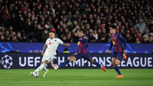 هتافات هزّت كامب نو.. جماهير برشلونة تحتفل بخسارة ريال مدريد